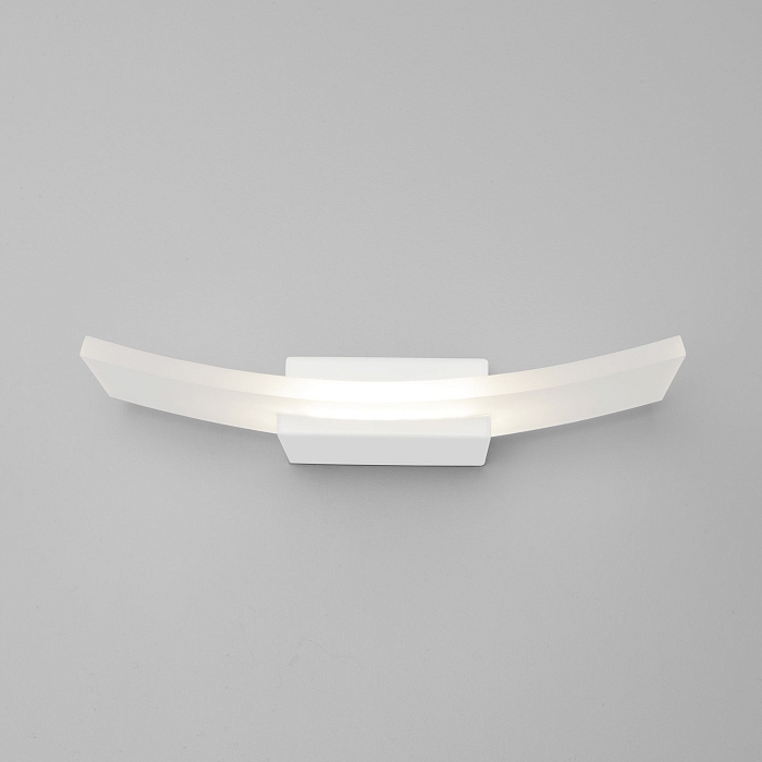 Настенный светильник белый 40152/1 LED